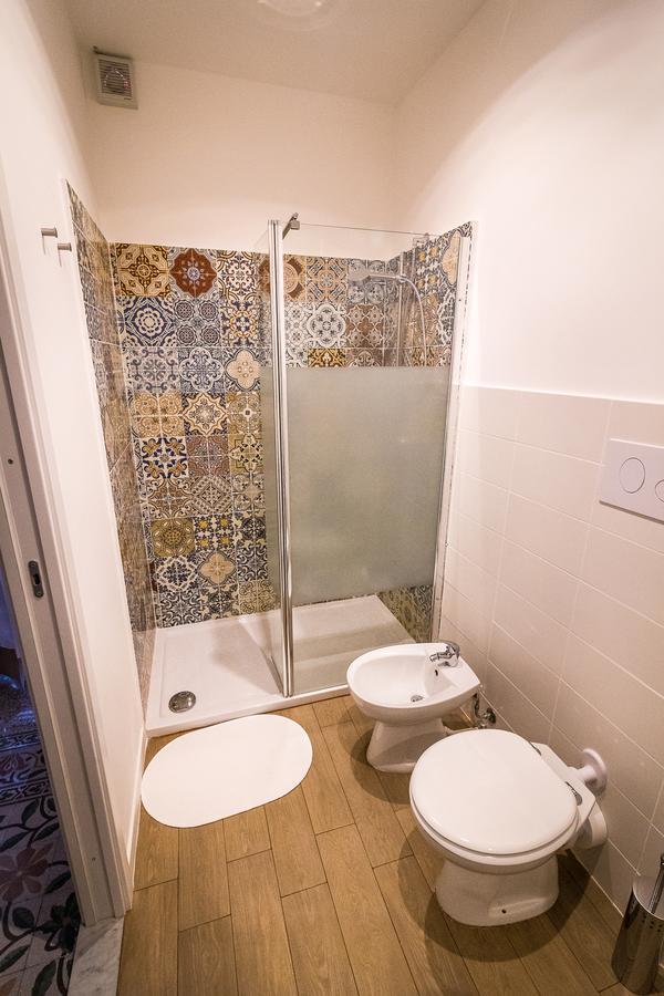 Liberty Suites Палермо Екстериор снимка