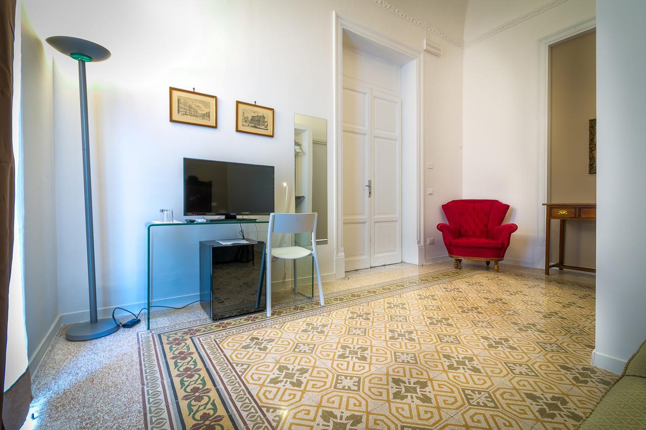 Liberty Suites Палермо Екстериор снимка