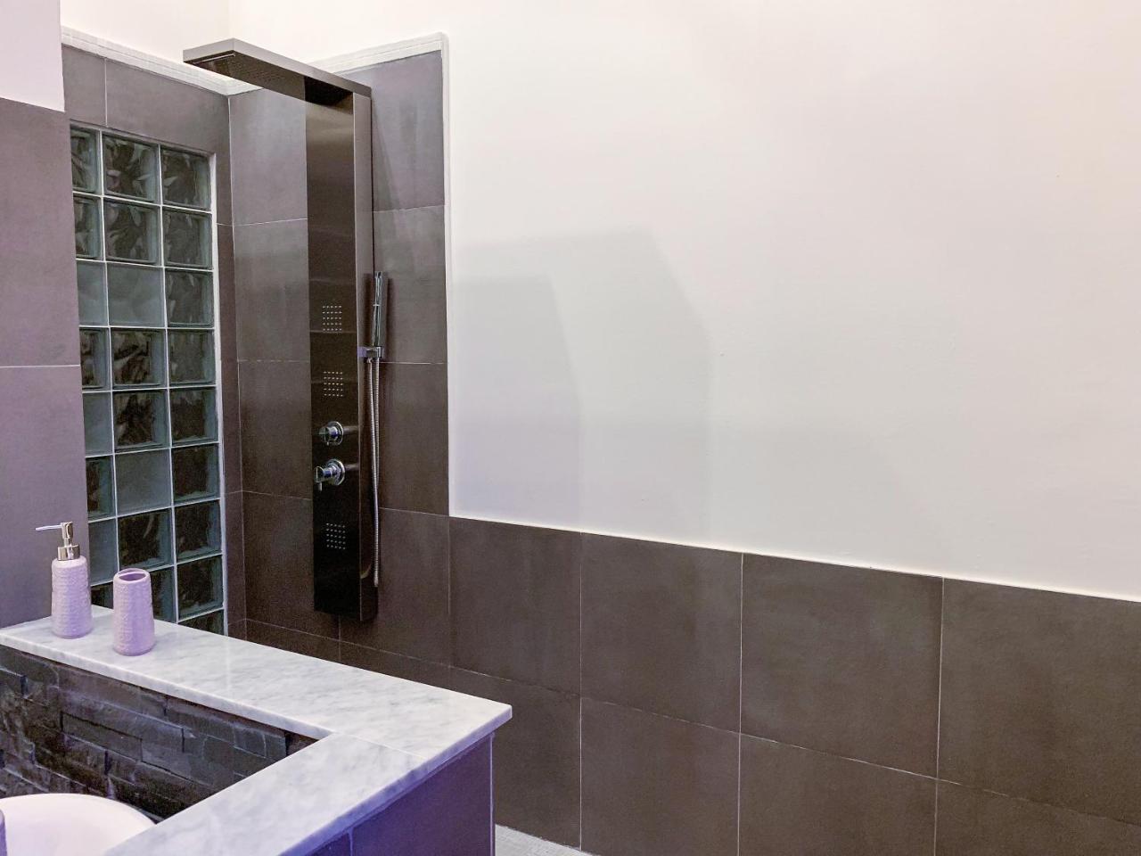 Liberty Suites Палермо Екстериор снимка